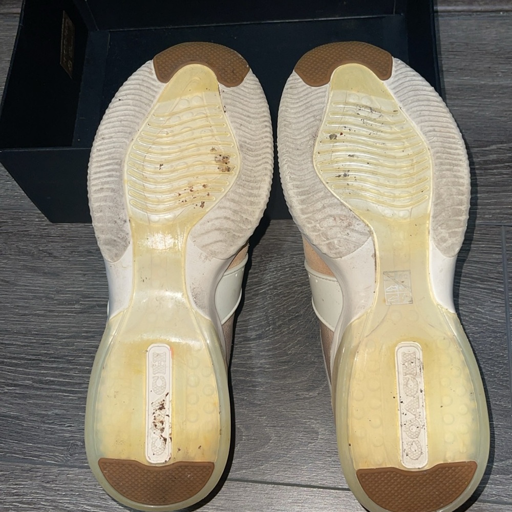 Coach Runner Shoes - Picture 3 of 4